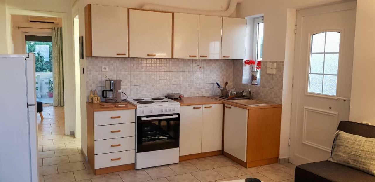Marianos Apartments Kíssamos Eksteriør bilde